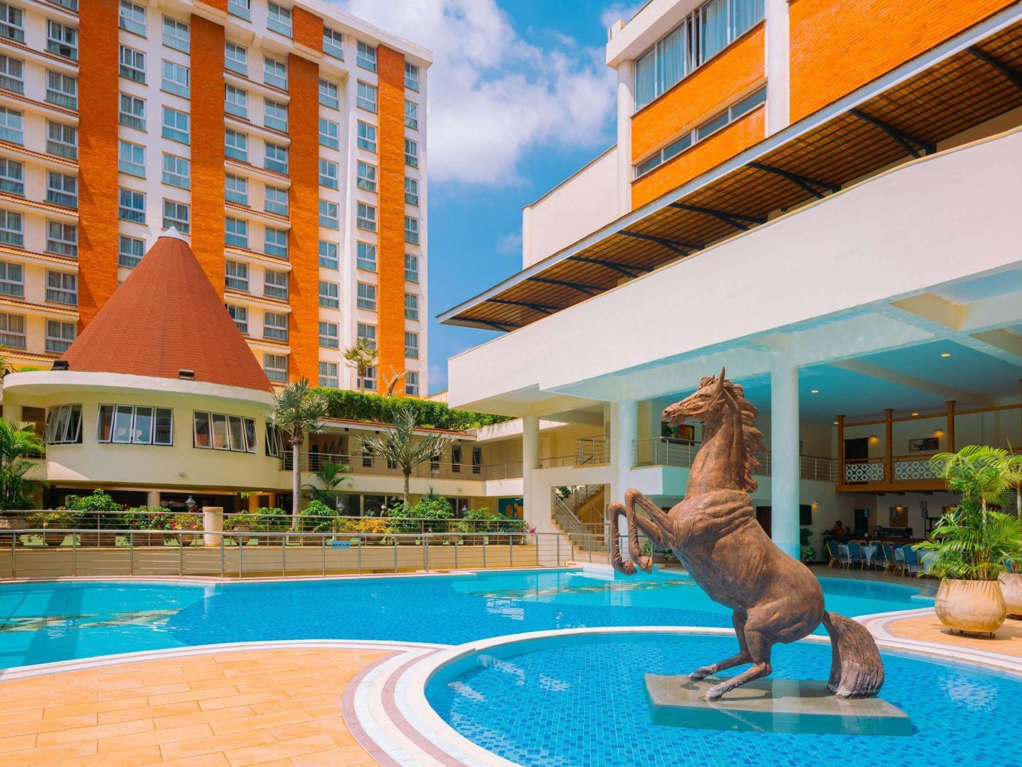 Moevenpick Hotel & Residences Nairobi Exteriér fotografie