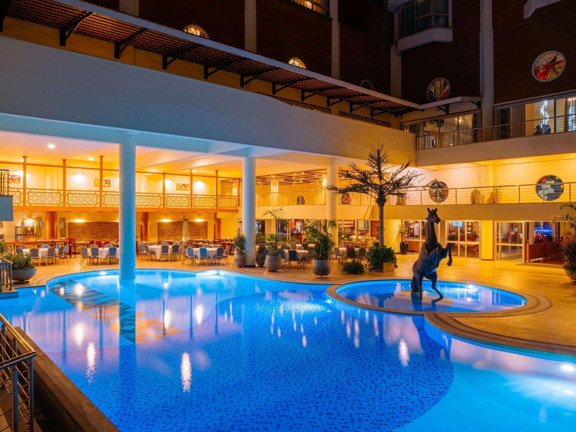 Moevenpick Hotel & Residences Nairobi Exteriér fotografie