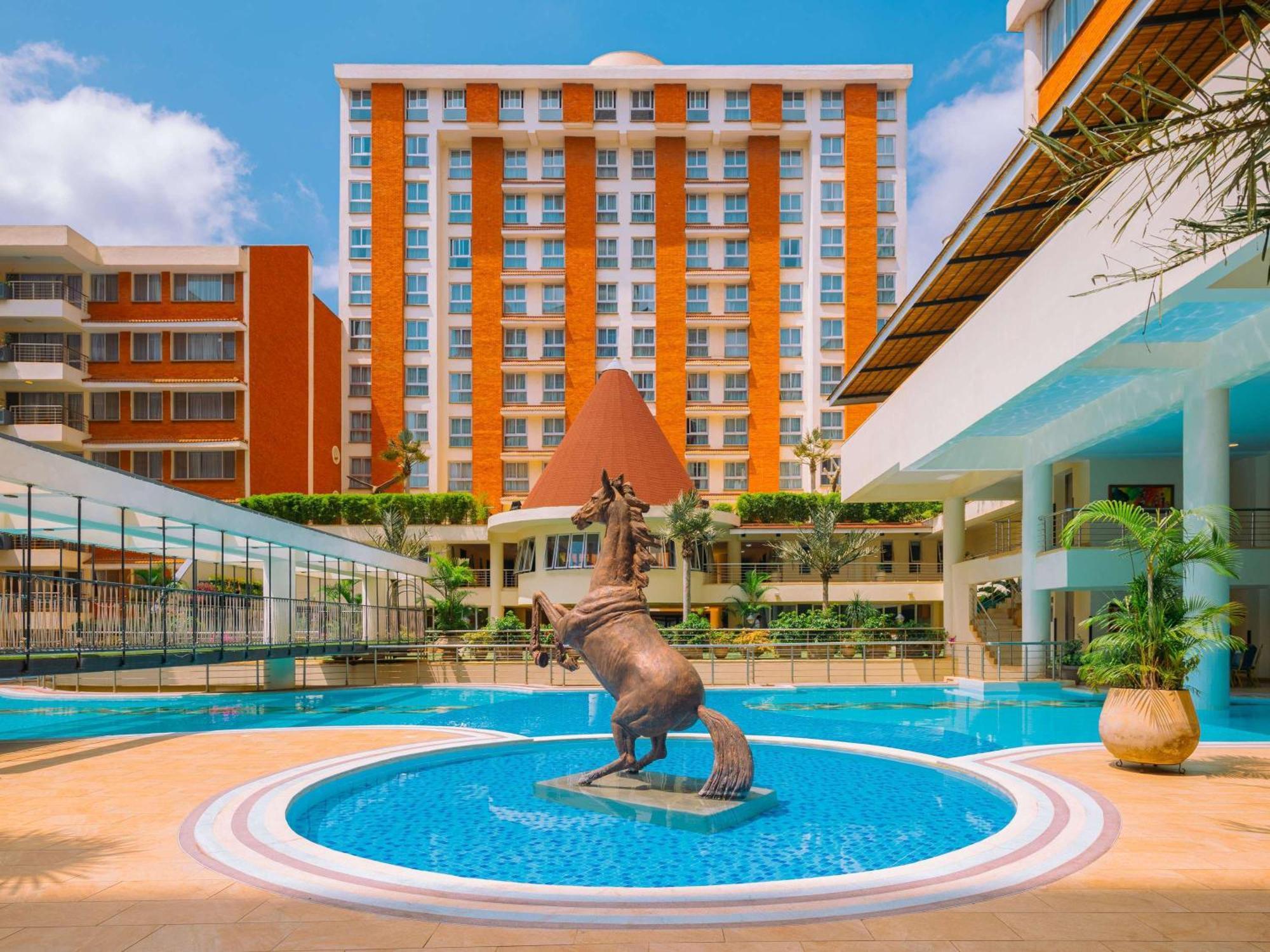 Moevenpick Hotel & Residences Nairobi Exteriér fotografie